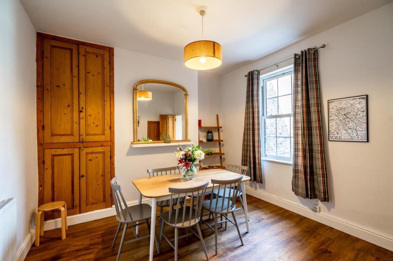 76 Nunnery Lane Villa York Eksteriør bilde